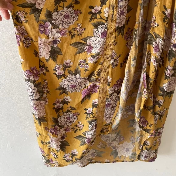 American Eagle Floral printed Yellow Maxi Dress with Slip - Picture 8 of 17
